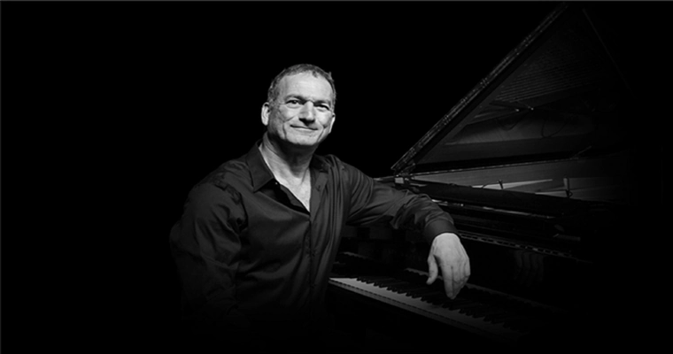 Kerem Görsev Quartet