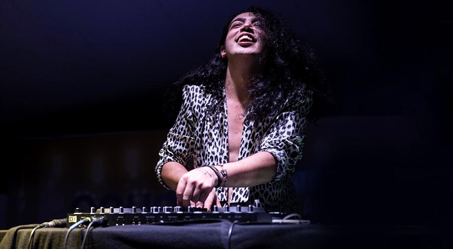 DJ Ali Taş — 90'lar & 2000'ler Pop Gecesi @ IF Beşiktaş