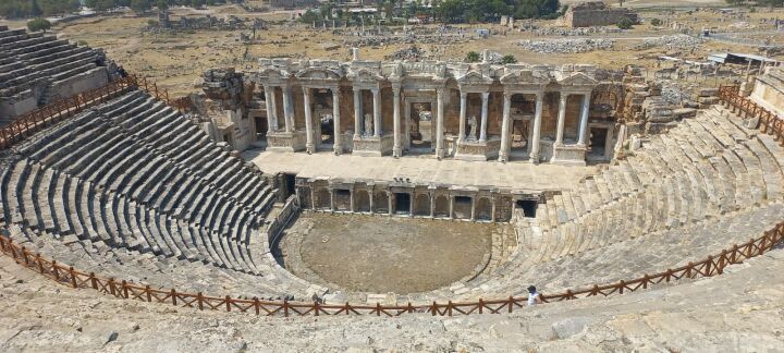 Hierapolis Antik Tiyatrosu